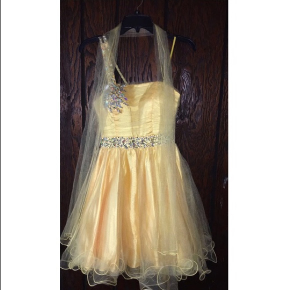 DRESS